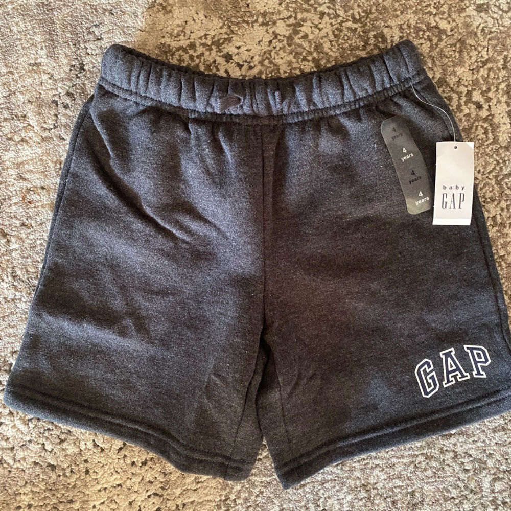 GAP Toddler Charcoal Shorts size 4T